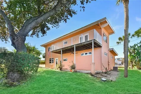 2228 NE Center Circle Jensen Beach FL 34957