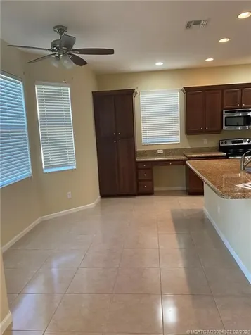 11239 SW Barton Way Port St Lucie FL 34987