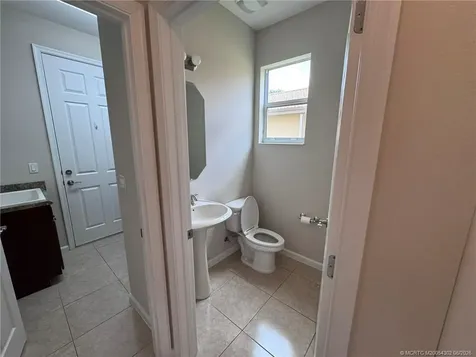 11239 SW Barton Way Port St Lucie FL 34987