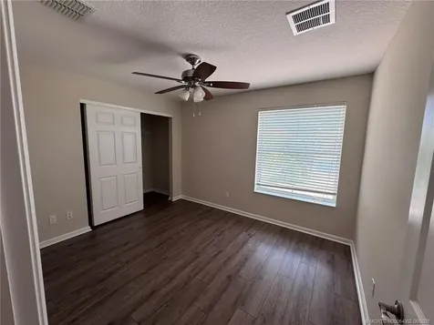 11239 SW Barton Way Port St Lucie FL 34987