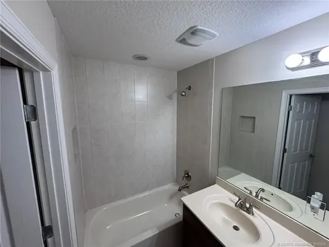 11239 SW Barton Way Port St Lucie FL 34987