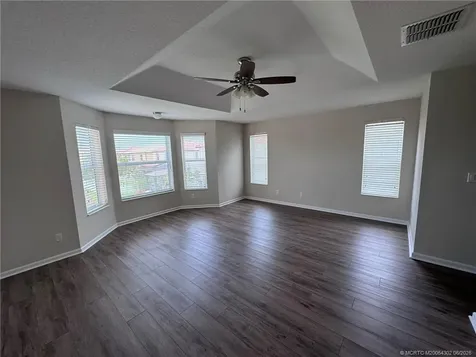 11239 SW Barton Way Port St Lucie FL 34987