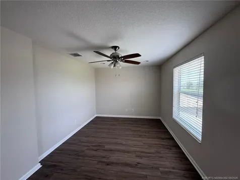 11239 SW Barton Way Port St Lucie FL 34987