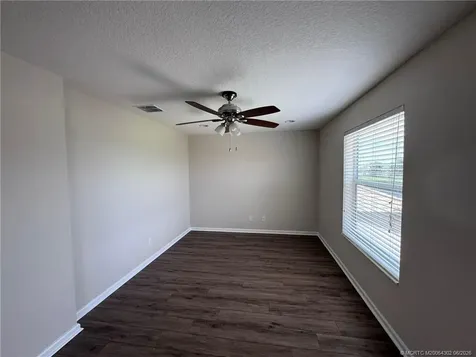 11239 SW Barton Way Port St Lucie FL 34987