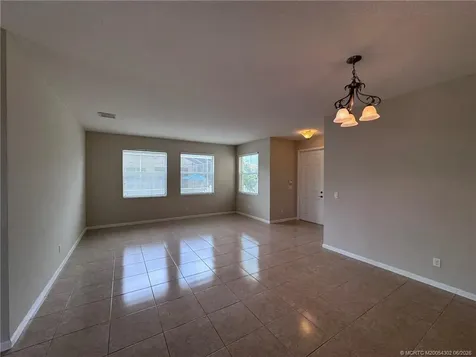 11239 SW Barton Way Port St Lucie FL 34987
