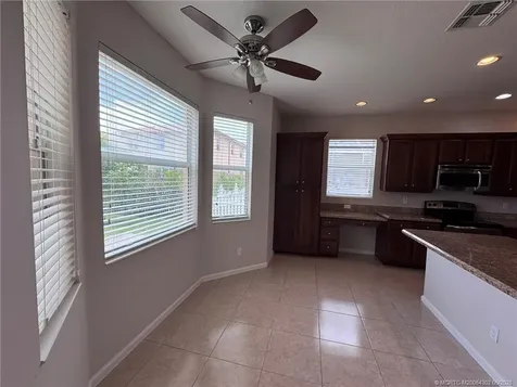 11239 SW Barton Way Port St Lucie FL 34987