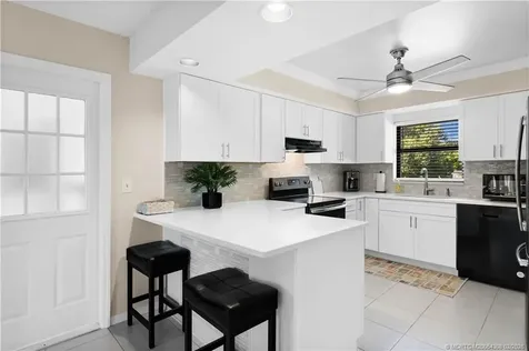 4885 SE Capstan Avenue Stuart FL 34997