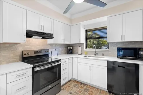 4885 SE Capstan Avenue Stuart FL 34997