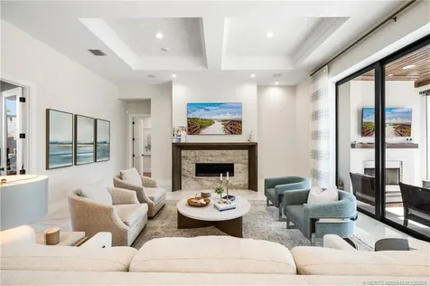 9058 SE Star Island Way Hobe Sound FL 33455