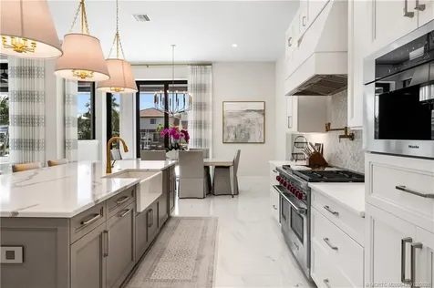 9058 SE Star Island Way Hobe Sound FL 33455