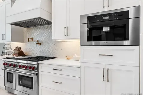 9058 SE Star Island Way Hobe Sound FL 33455