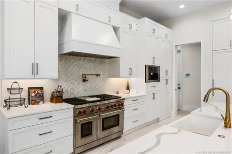 9058 SE Star Island Way Hobe Sound FL 33455