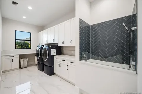 9058 SE Star Island Way Hobe Sound FL 33455