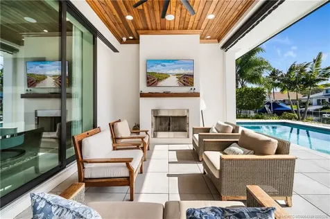 9058 SE Star Island Way Hobe Sound FL 33455