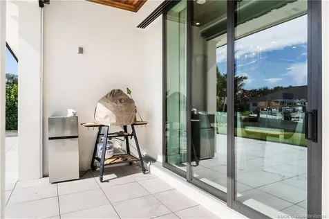 9058 SE Star Island Way Hobe Sound FL 33455