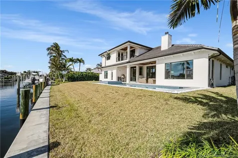 9058 SE Star Island Way Hobe Sound FL 33455