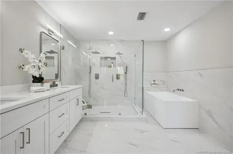 2170 Seminole Shores Lane Vero Beach FL 32963