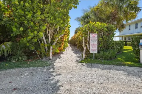 2170 Seminole Shores Lane Vero Beach FL 32963