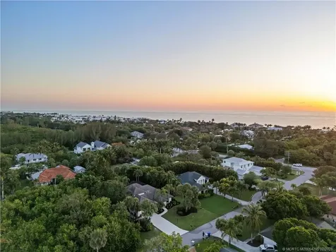 2170 Seminole Shores Lane Vero Beach FL 32963