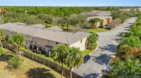 324 SE Bloxham Way Stuart FL 34997