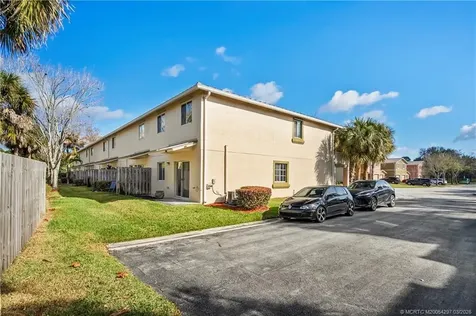 324 SE Bloxham Way Stuart FL 34997