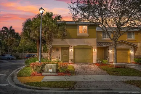 324 SE Bloxham Way Stuart FL 34997