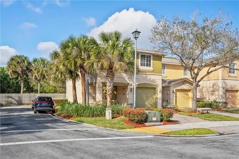 324 SE Bloxham Way Stuart FL 34997