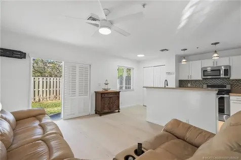 324 SE Bloxham Way Stuart FL 34997