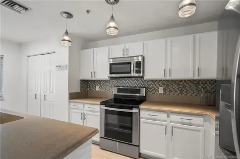 324 SE Bloxham Way Stuart FL 34997