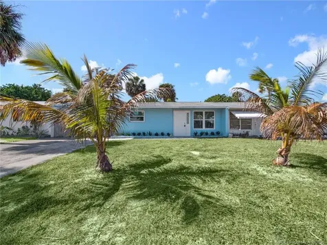 406 SE Robalo Court Stuart FL 34996