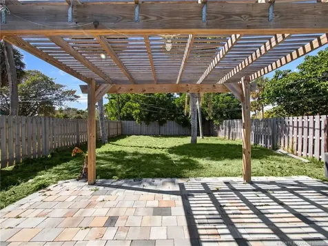 406 SE Robalo Court Stuart FL 34996