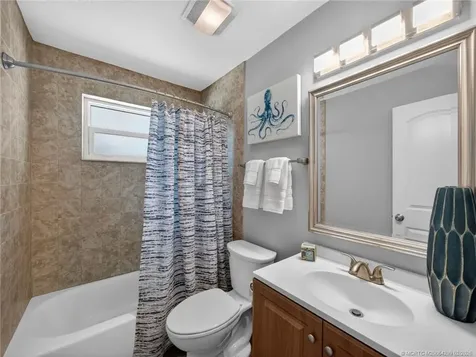 406 SE Robalo Court Stuart FL 34996