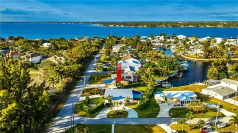 247 SW Riverway Boulevard Palm City FL 34990