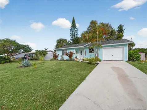 991 NW 15th Terrace Stuart FL 34994