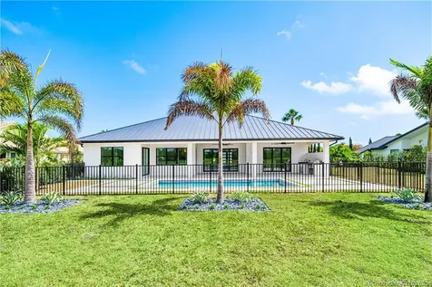 5101 SE Burning Tree Circle Stuart FL 34997