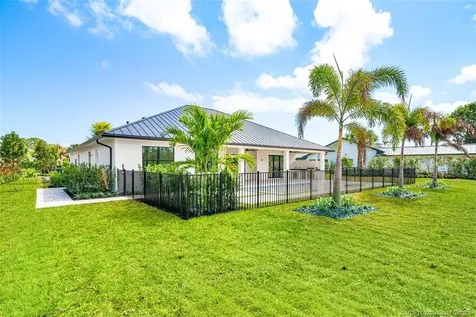 5101 SE Burning Tree Circle Stuart FL 34997