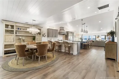 90 NW Alice Street Jensen Beach FL 34957