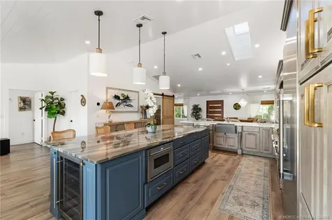 90 NW Alice Street Jensen Beach FL 34957