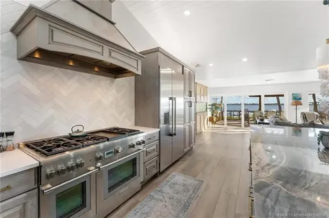 90 NW Alice Street Jensen Beach FL 34957