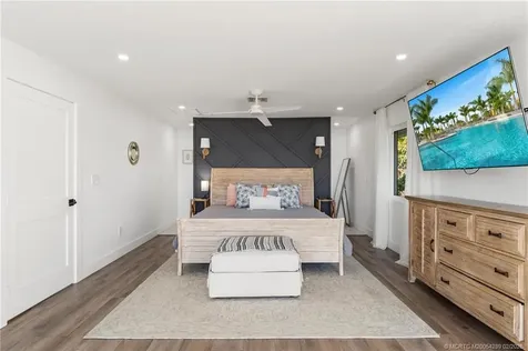 90 NW Alice Street Jensen Beach FL 34957