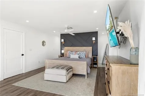 90 NW Alice Street Jensen Beach FL 34957