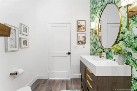 90 NW Alice Street Jensen Beach FL 34957