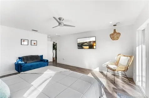 90 NW Alice Street Jensen Beach FL 34957