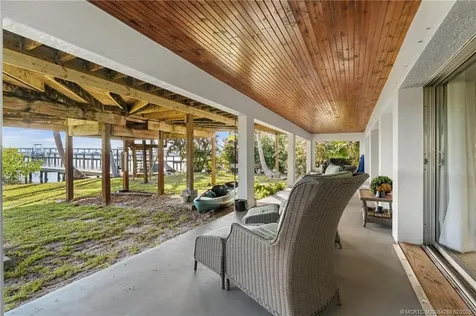 90 NW Alice Street Jensen Beach FL 34957