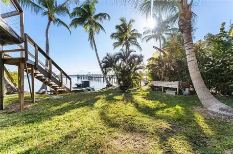90 NW Alice Street Jensen Beach FL 34957