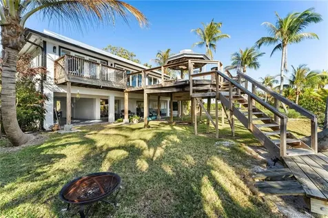 90 NW Alice Street Jensen Beach FL 34957