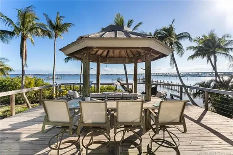 90 NW Alice Street Jensen Beach FL 34957