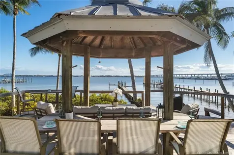 90 NW Alice Street Jensen Beach FL 34957