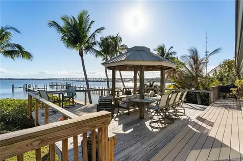 90 NW Alice Street Jensen Beach FL 34957