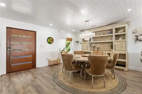 90 NW Alice Street Jensen Beach FL 34957